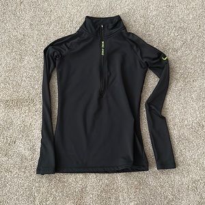 Nike Hyperwarm Quarter-zip